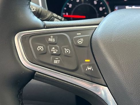 Used 2024 Chevrolet Equinox LT FWD image 32
