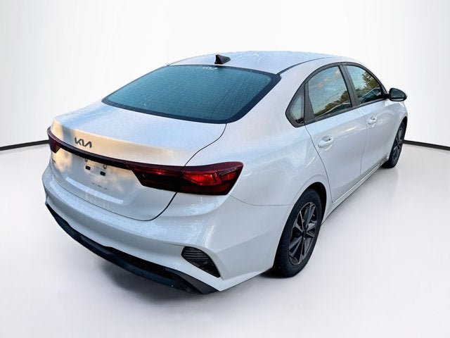 Certified 2024 Kia Forte LXS w/ LXS Technology Package FWD image 5