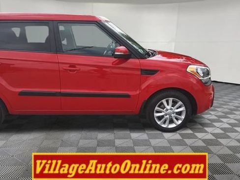 Used 2012 Kia Soul + FWD image 9