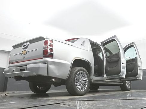 Used 2013 Chevrolet Avalanche LT AWD/4WD image 49