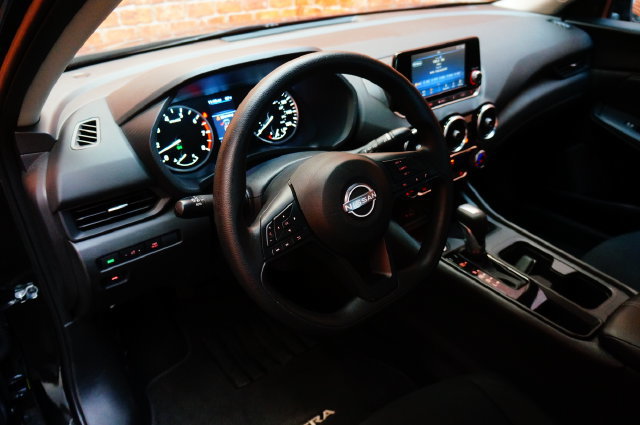 Certified 2025 Nissan Sentra S FWD image 12