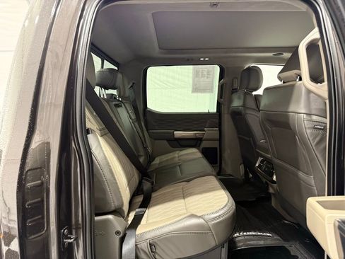 Certified 2025 Ford F450 Platinum w/ Platinum Plus Package image 25