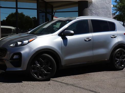 Used 2020 Kia Sportage S FWD image 3
