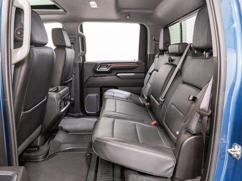 Used 2024 GMC Sierra 3500 Denali w/ Denali Reserve Package AWD/4WD image 35