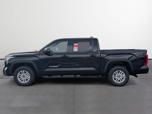 New 2026 Toyota Tundra SR5 AWD/4WD image 3