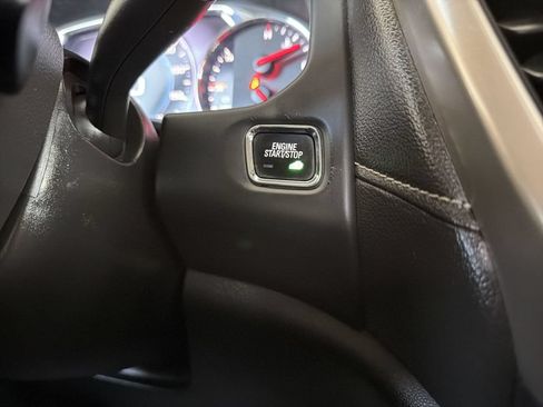 Certified 2018 GMC Acadia Denali AWD/4WD image 17