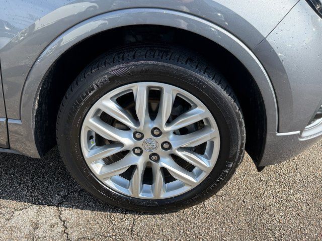 Certified 2019 Buick Envision Premium w/ LPO, Cargo Package AWD/4WD image 18