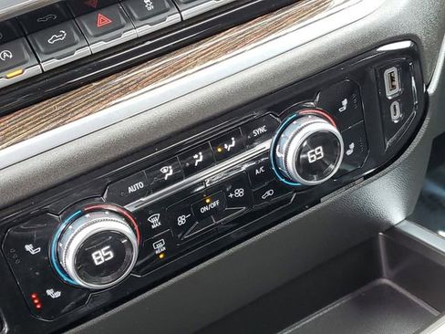 Used 2023 GMC Sierra 1500 Elevation image 18