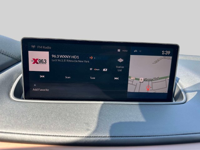 Certified 2024 Acura MDX w/ Technology Package AWD/4WD image 27