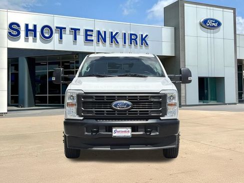 Used 2024 Ford F350 XL w/ FX4 Off-Road Package AWD/4WD image 2