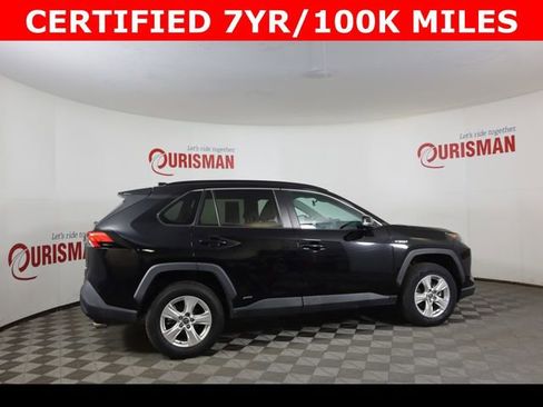 Used 2021 Toyota RAV4 LE image 13