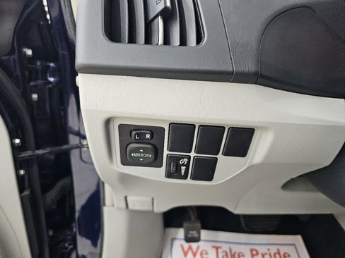 Used 2012 Toyota Prius V Two image 70