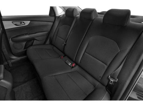 Used 2023 Kia Forte LXS w/ LXS Technology Package FWD image 16
