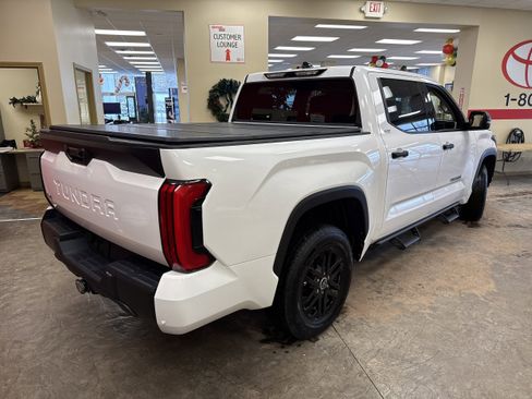 Used 2022 Toyota Tundra SR5 image 10