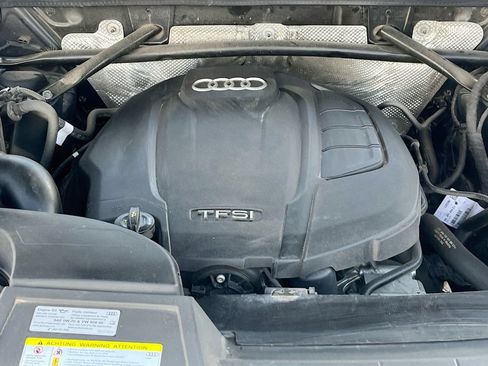 Used 2020 Audi Q5 2.0T Titanium Premium Plus w/ Premium Plus Package AWD/4WD image 32