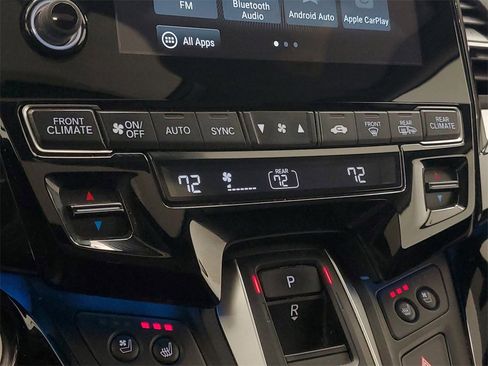 Used 2018 Honda Odyssey Elite image 21