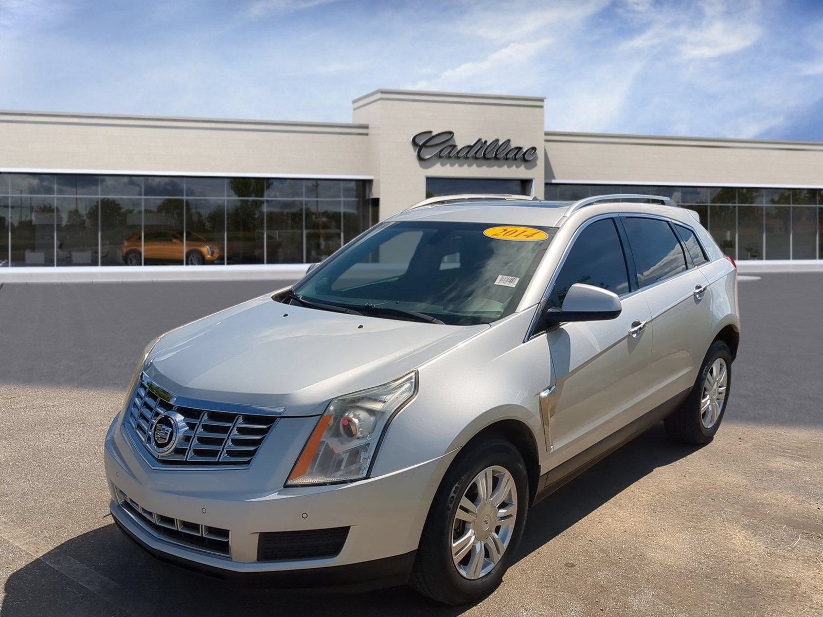 Used 2014 Cadillac SRX Luxury FWD image 4