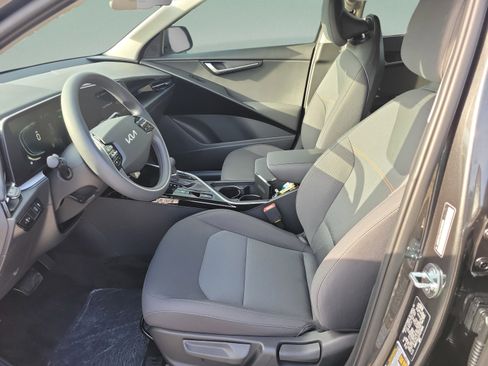 New 2026 Kia Niro LX FWD image 15