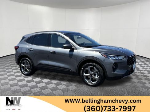 Used 2025 Ford Escape ST-Line Select AWD/4WD image 1
