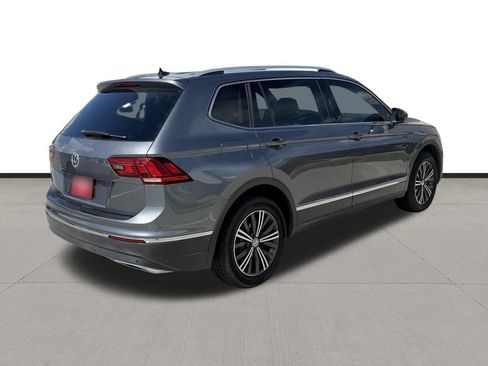 Used 2019 Volkswagen Tiguan SEL FWD image 4