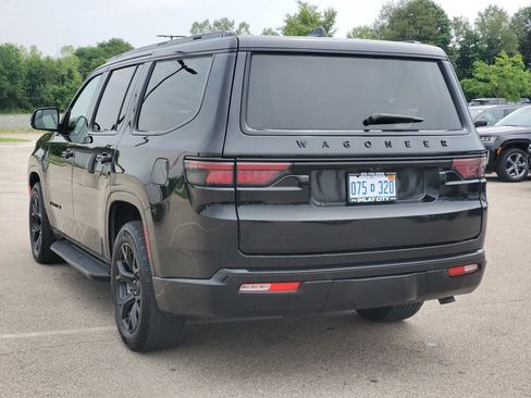 Used 2024 Jeep Wagoneer Series II AWD/4WD image 3