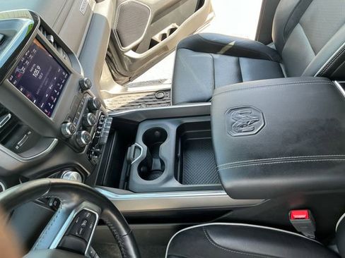 Used 2020 RAM 1500 Laramie w/ Sport Appearance Package AWD/4WD image 23