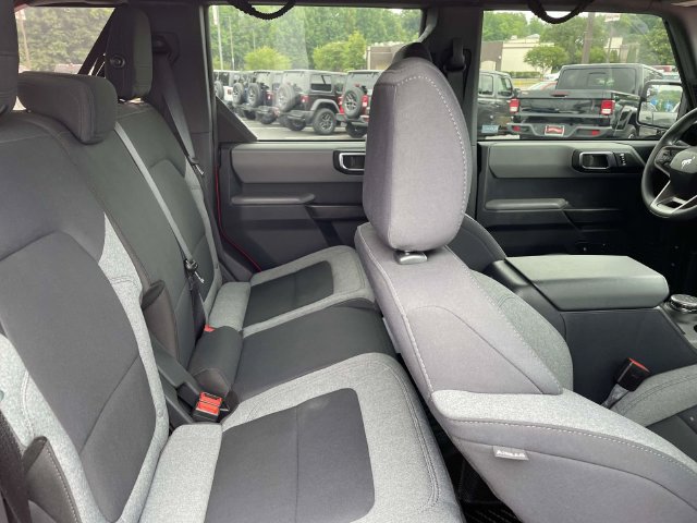 Used 2023 Ford Bronco 4-Door AWD/4WD image 12