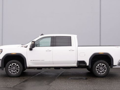 Used 2024 GMC Sierra 3500 SLE w/ SLE Value Package image 26