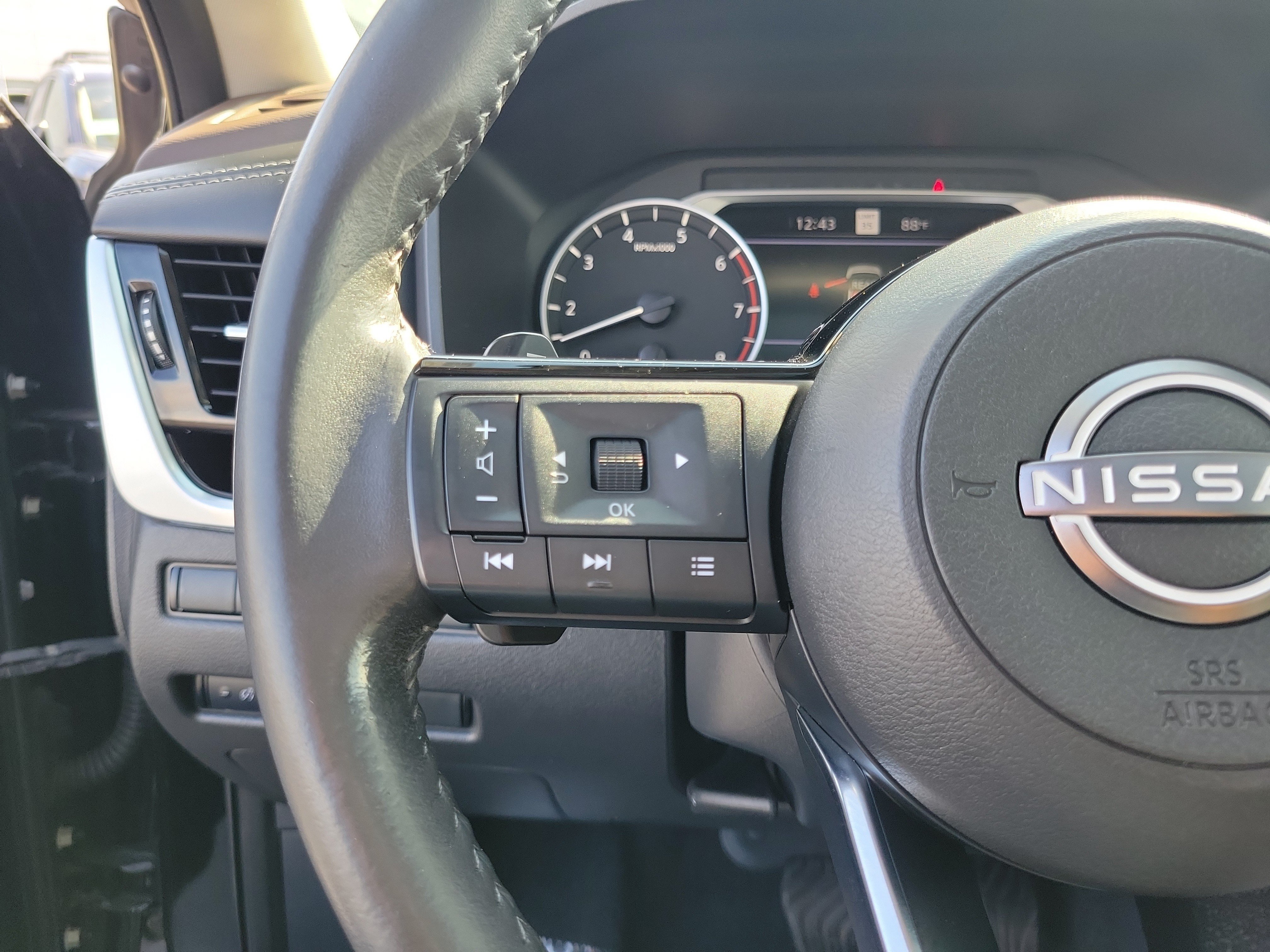Certified 2023 Nissan Rogue SL w/ SL Premium Package AWD/4WD image 22