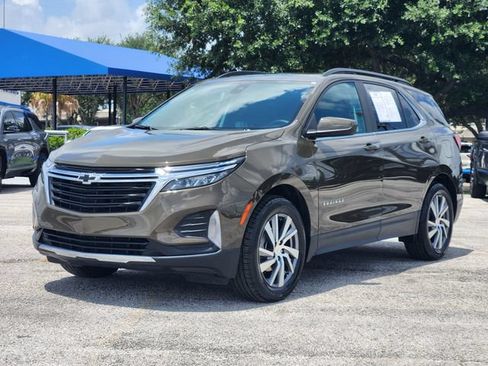 Used 2024 Chevrolet Equinox LT w/ LPO, Floor Liner Package FWD image 3