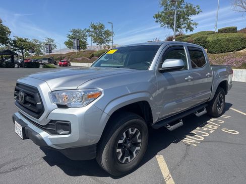 Used 2023 Toyota Tacoma SR AWD/4WD image 3