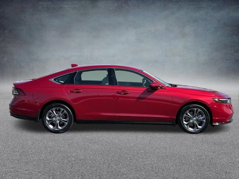 Used 2023 Honda Accord EX-L image 2
