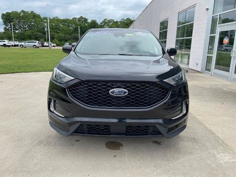 Certified 2024 Ford Edge ST-Line AWD/4WD image 3