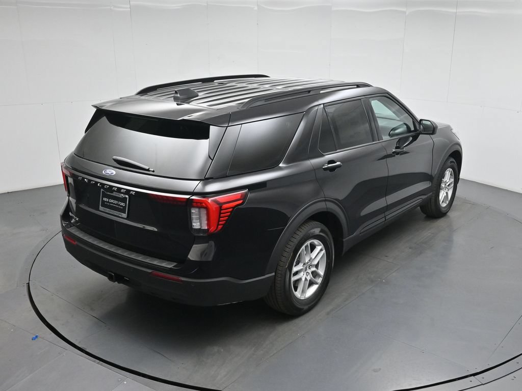 New 2026 Ford Explorer Active RWD image 39