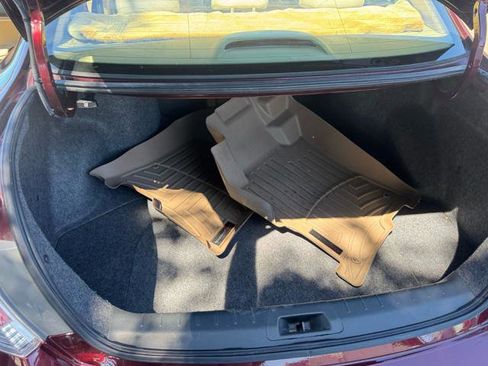 Used 2011 Honda Accord LX image 7