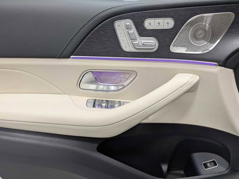 New 2026 Mercedes-Benz GLS 450 4MATIC image 35