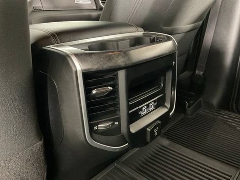 Used 2021 RAM 2500 Big Horn w/ Level 2 Equipment Group AWD/4WD image 23