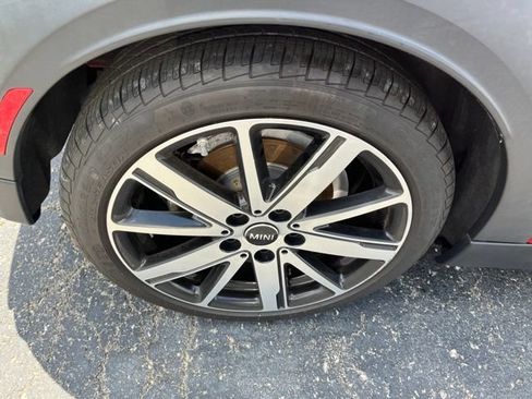 Used 2023 MINI Cooper S w/ Signature Upholstery Package FWD image 4