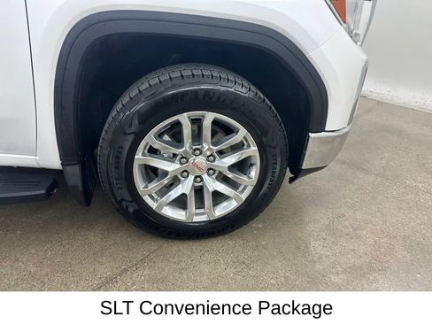 Used 2021 GMC Sierra 1500 SLT w/ SLT Premium Plus Package AWD/4WD image 17