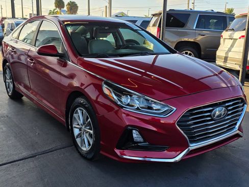 Used 2018 Hyundai Sonata SE FWD image 3