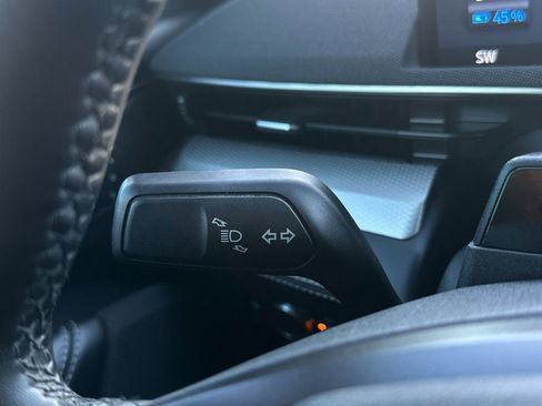 Used 2021 Ford Mustang Mach-E Select image 28