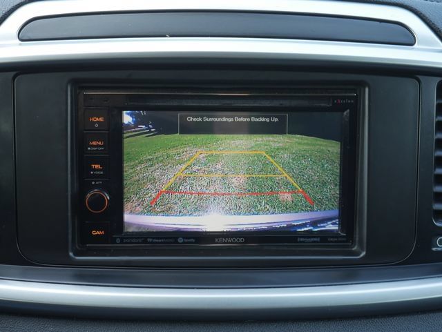 Used 2019 Kia Sorento FWD image 3