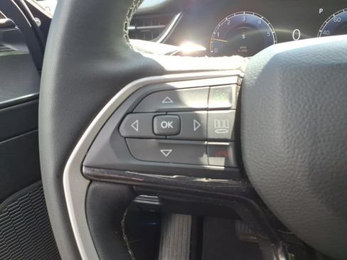 Certified 2023 Jeep Grand Cherokee Altitude AWD/4WD image 28