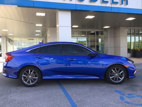Used 2019 Honda Civic EX image 6