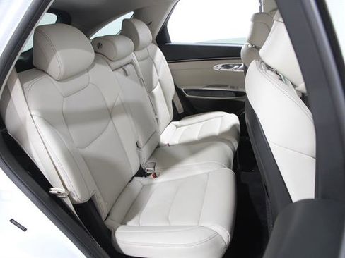Certified 2024 Genesis GV70 2.5T AWD/4WD image 20