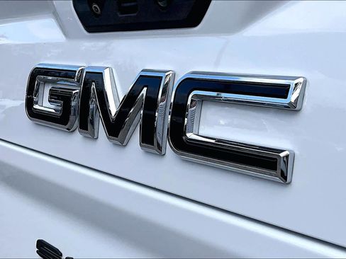 Used 2022 GMC Sierra 2500 AT4 w/ AT4 Premium Plus Package image 31