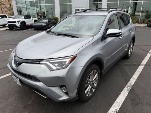 Used 2017 Toyota RAV4 Limited w/ Carpet Mat Package AWD/4WD image 6