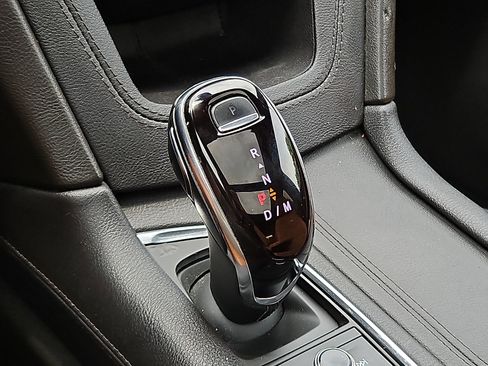 Certified 2023 Cadillac XT5 Premium Luxury AWD/4WD image 15