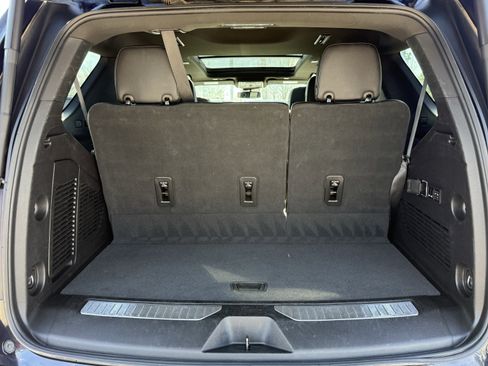 Used 2023 GMC Yukon Denali image 32