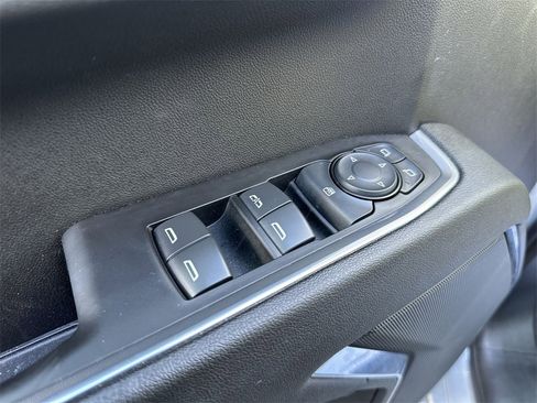 Used 2024 Chevrolet Silverado 1500 LT image 5